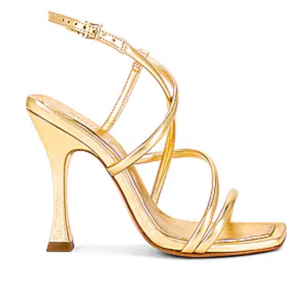 Schutz Lovi Sandal in Ouro (Gold)